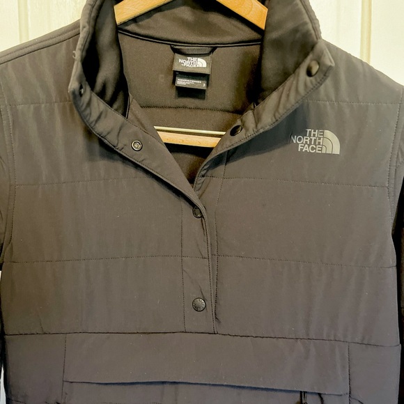 North Face lightweight pullover - Picture 7 of 7
